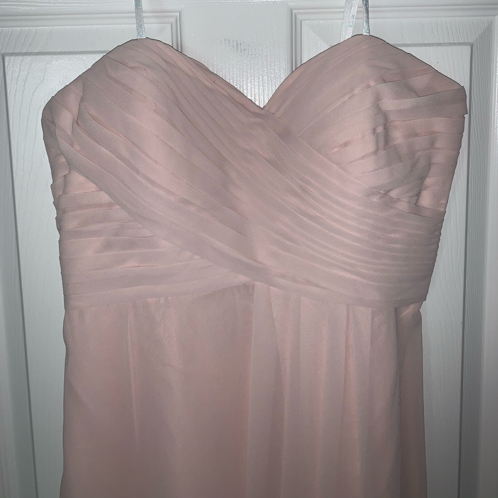 Pink formal dress 👗